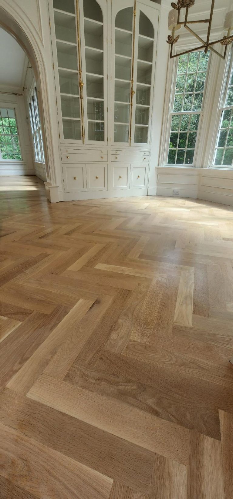 Your Guide To Herringbone Wood Floors + How Ours Turned Out - Chrissy ...